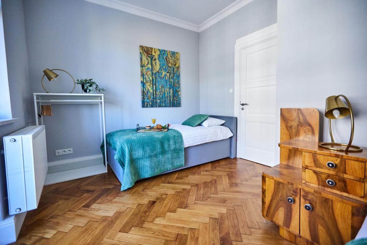 Art Deco Apartament Dla 6 Osob Chorzow/Katowice 6A Eksteriør billede