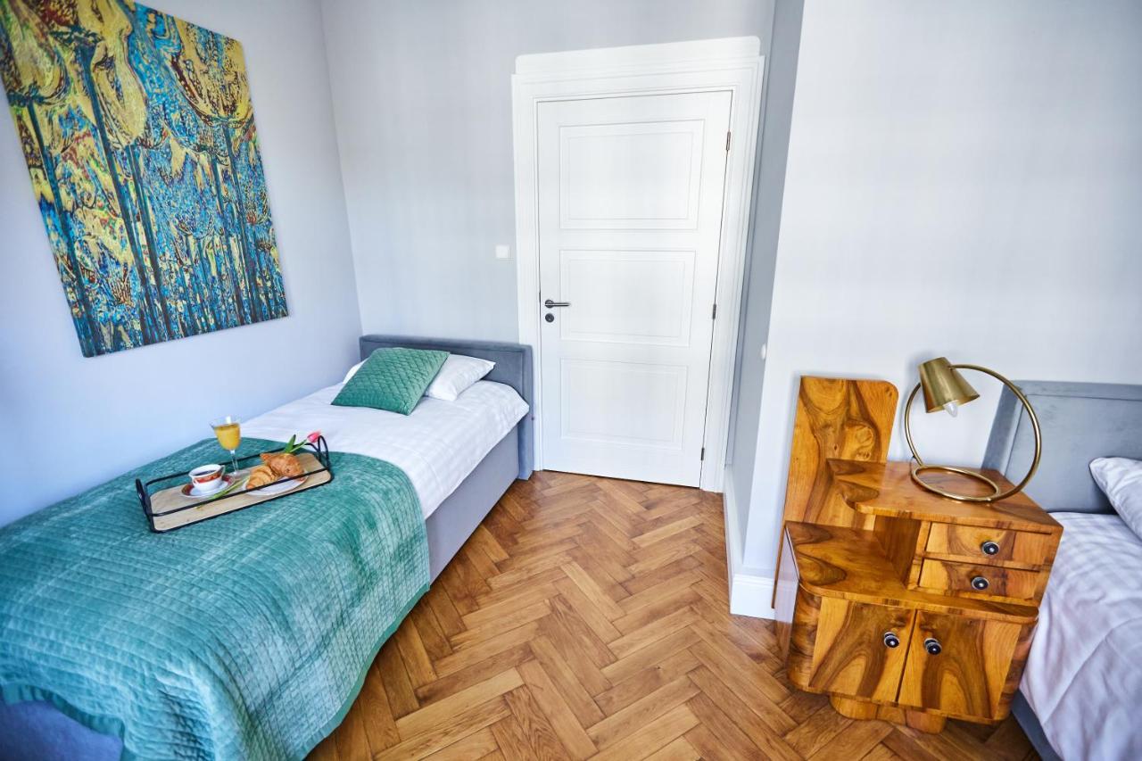Art Deco Apartament Dla 6 Osob Chorzow/Katowice 6A Eksteriør billede